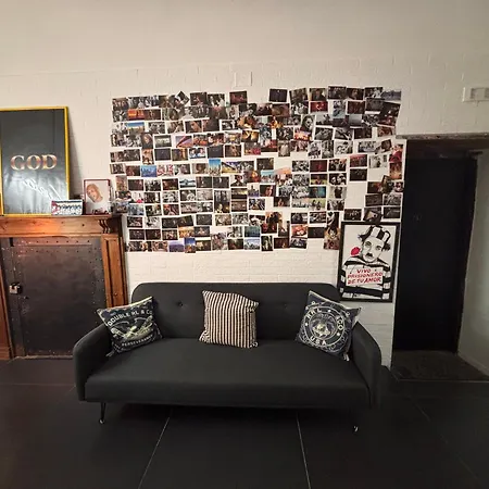 Mdd 66 * نابولي